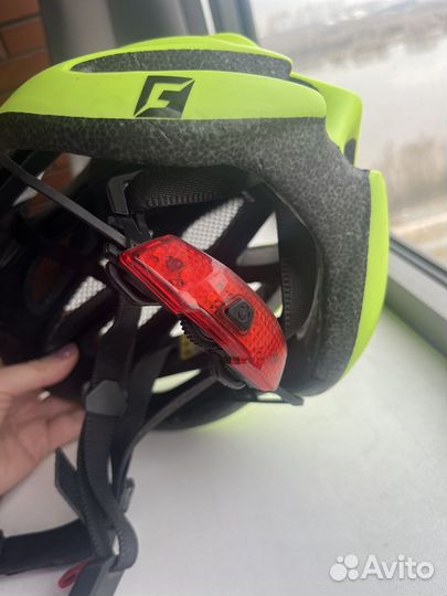 Велошлем cratoni