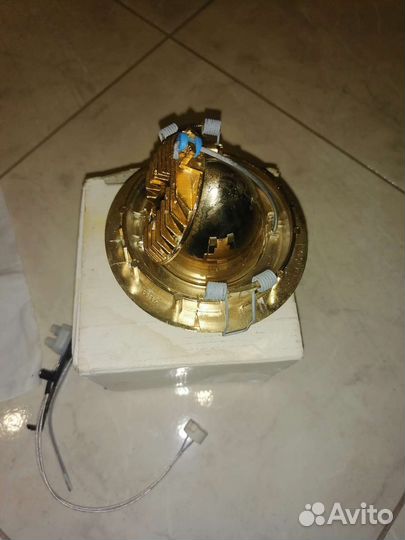 Светильник потолочный targetti