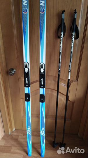 Лыжи беговые (в комплекте)