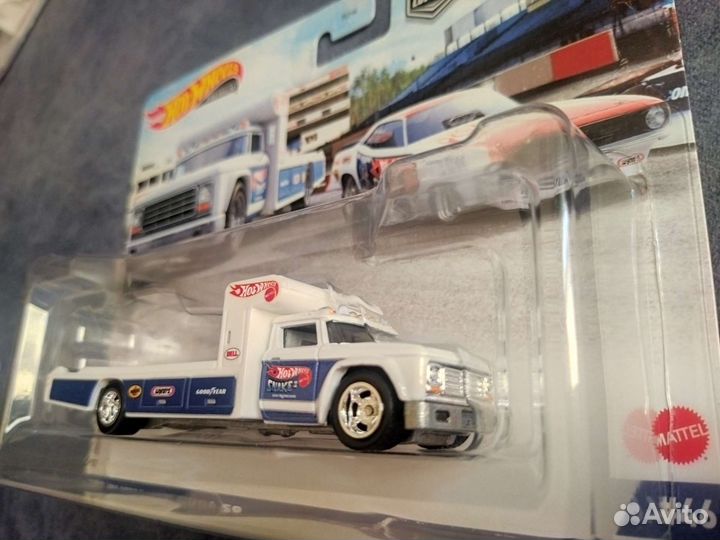 Hot wheels team transport