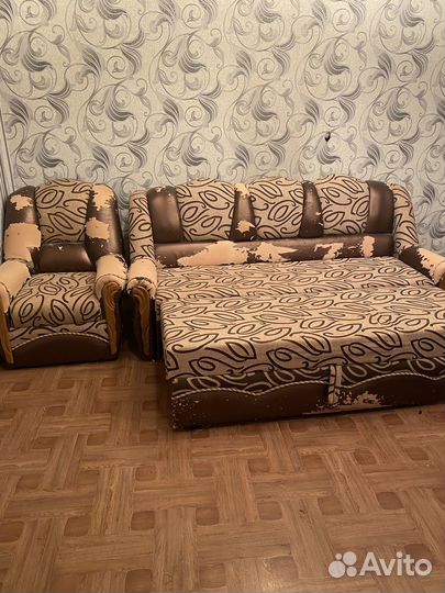 Продам диван и 2 кресла