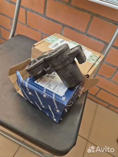 Привод ручника mercedes w205