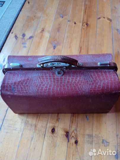 Саквояж. Старинный