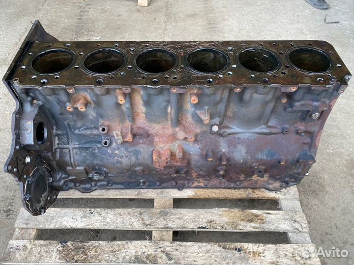 Блок двигателя Renault Magnum volvo DXI12