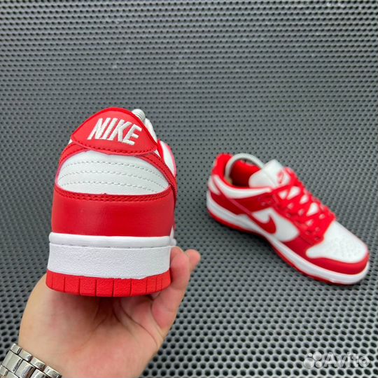 Кроссовки Nike Dunk Low Gym Red