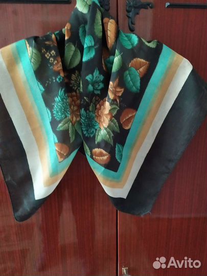 Платки и аксессуары
