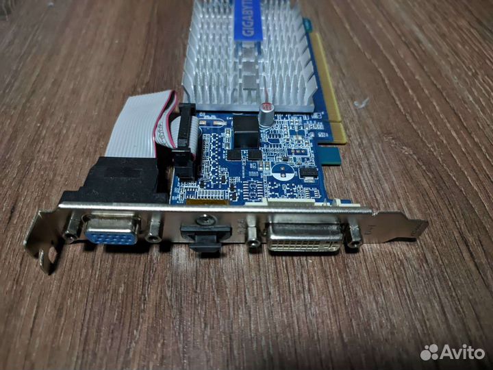 Видеокарта gigabyte nvidia GeForce 210