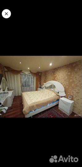 Спальный гарнитур бу