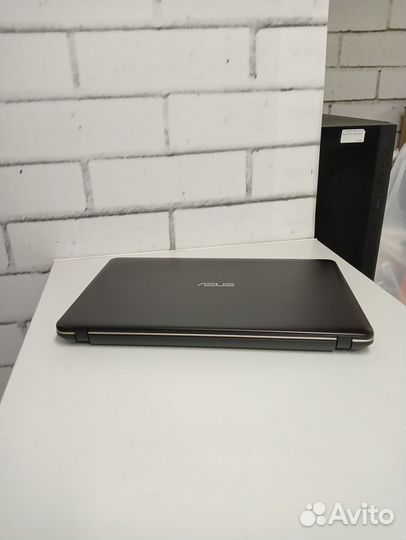 Игровой ноутбук SSD, 2gb видеокарта, 8Gb озу