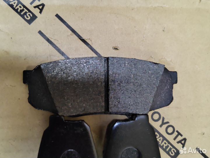 Колодки тормозные задние toyota land cruiser 200