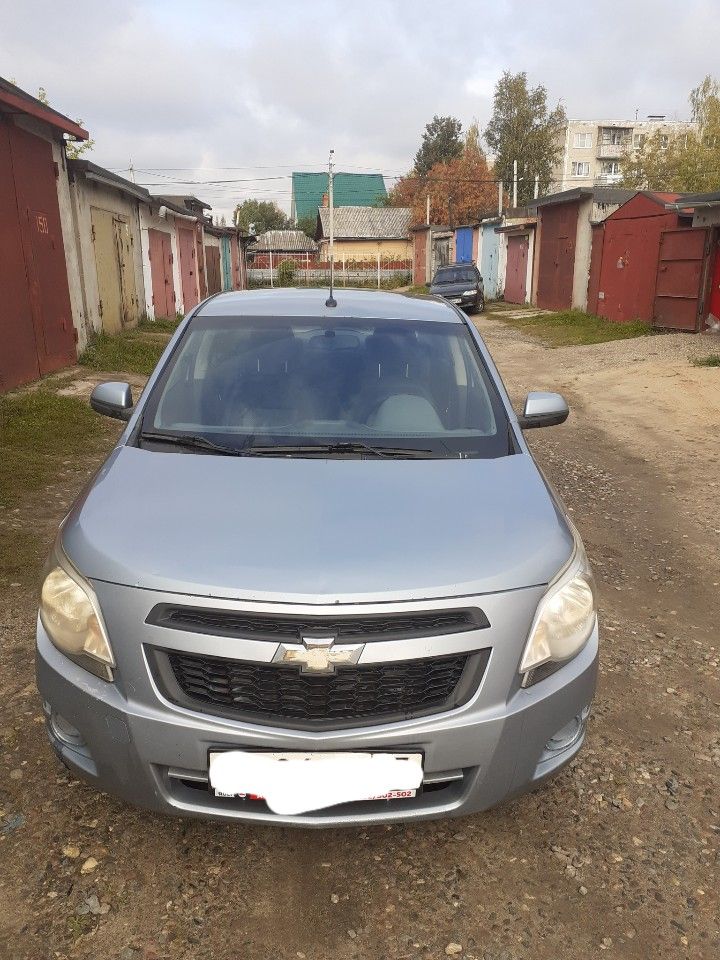 Chevrolet Cobalt: фото владельца