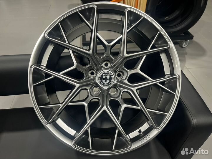 R19 #Диски HRE 5x112 #Разноширые 8.5x9.5