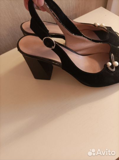 Босоножки женские 36 размер