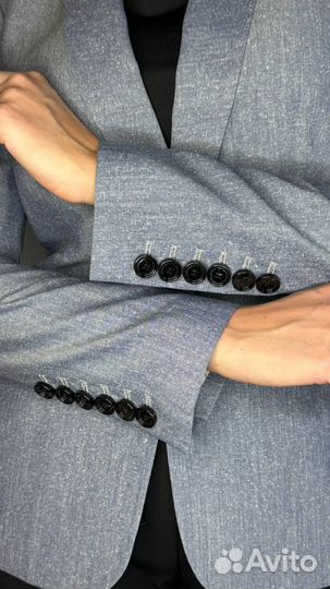 Продаю женский пиджак Burberry