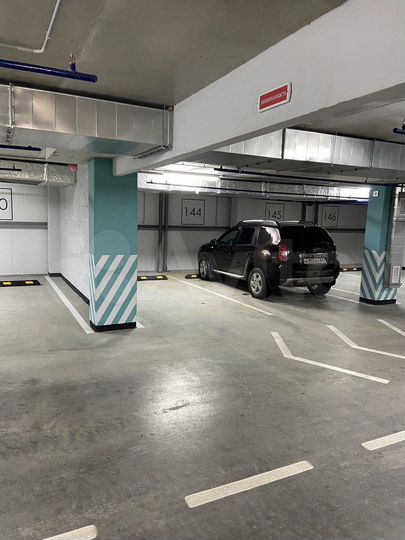 Машиноместо, 13 м²