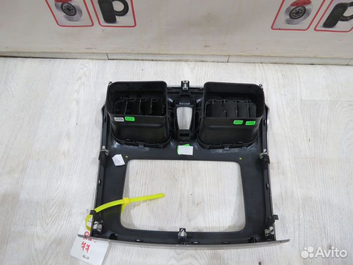 Накладка торпедо Renault Sandero 2