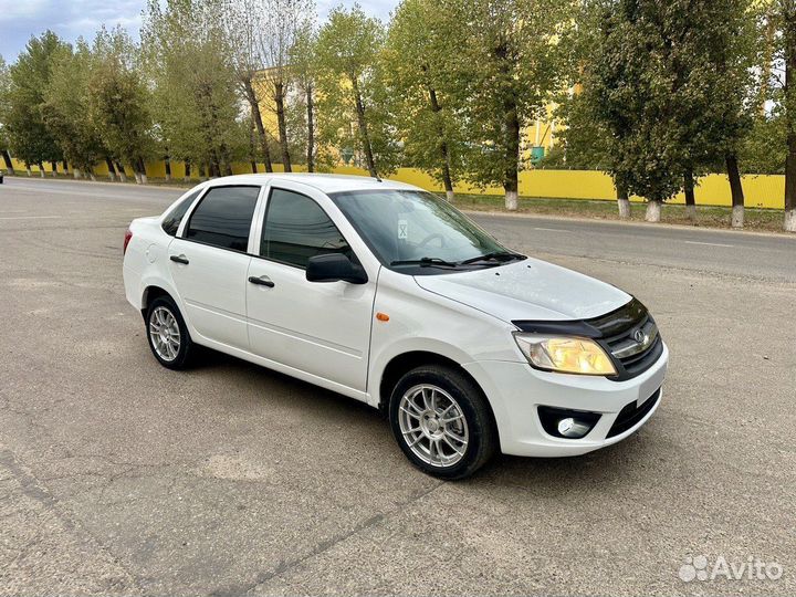 LADA Granta 1.6 МТ, 2015, 9 400 км