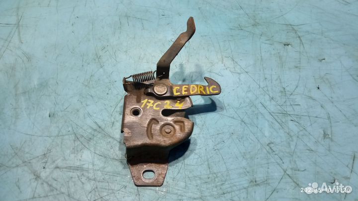 Замок капота для Nissan Cedric Y31