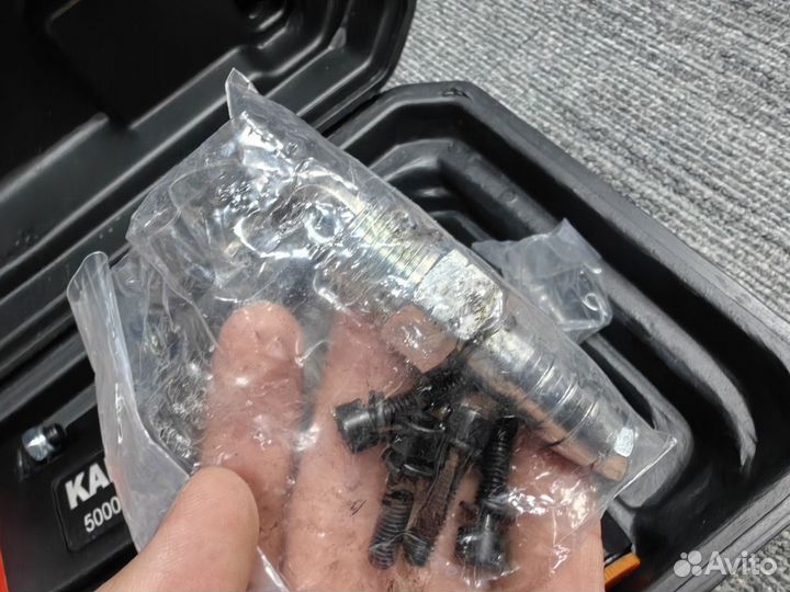 Пневмогайковерт kano длинный шток в кейсе