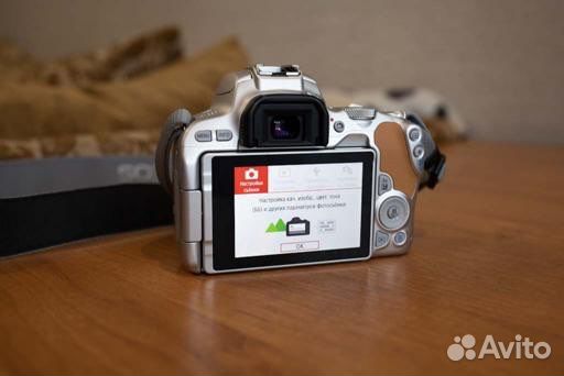 Зеркальный фотоаппарат canon