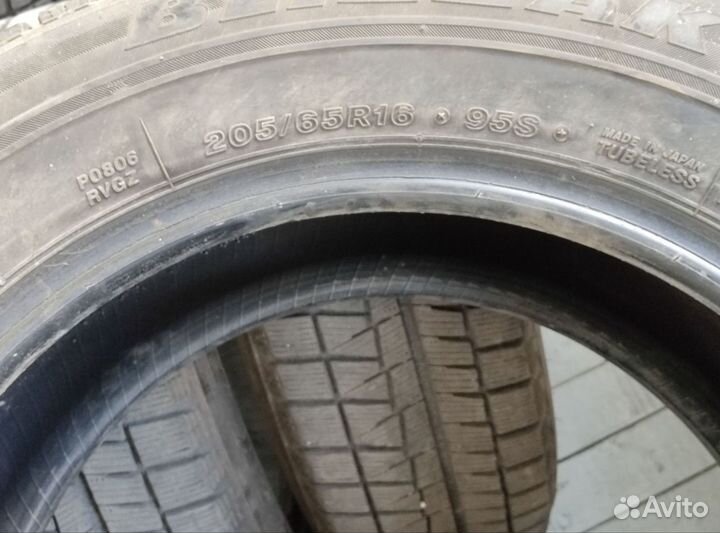 Bridgestone Blizzak Revo GZ 205/65 R16 95