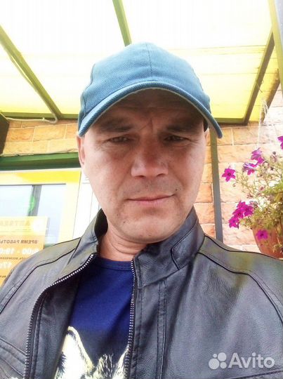 Бригадир строителей