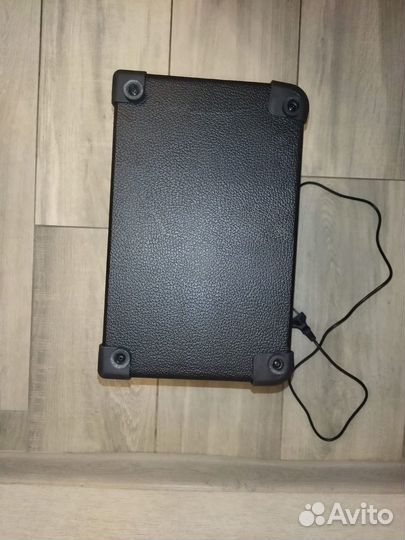 Гитарный комбоусилитель