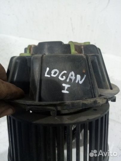 Моторчик печки Renault Logan 1