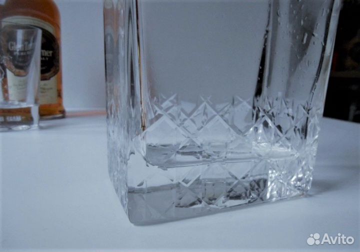 Графин Kagami Crystal из под виски imperial