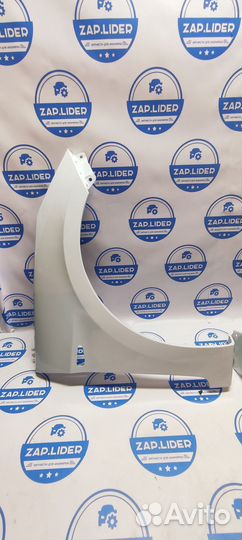 Крыло переднее левое белое Hyundai Solaris 1 2010