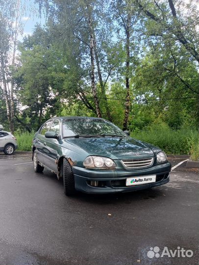 Toyota Avensis 1.8 AT, 1998, 574 000 км