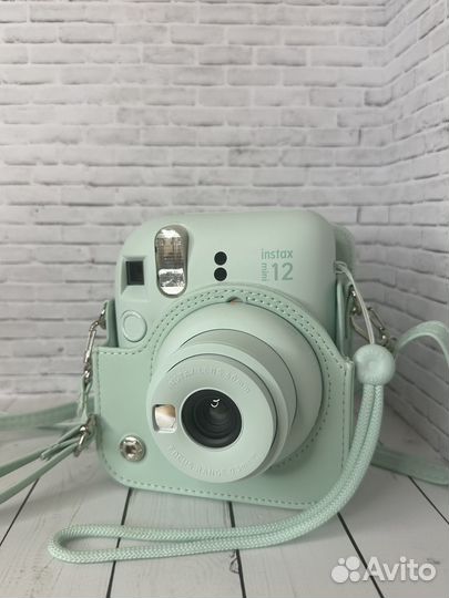 Фотоаппарат instax mini 12 green