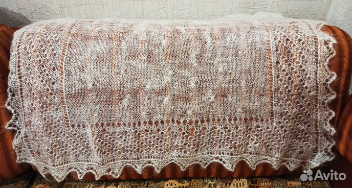 Пуховый платок паутинка