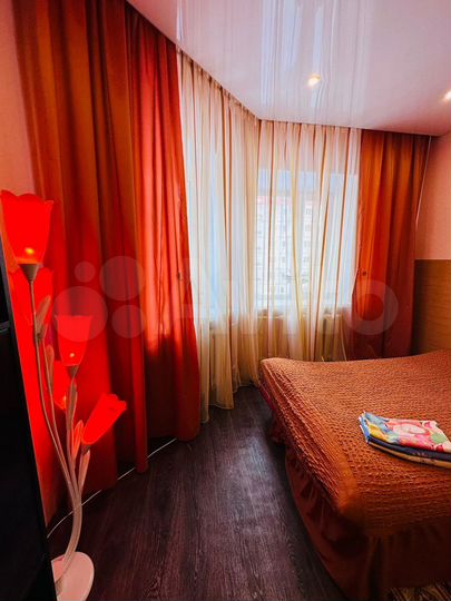 2-к. квартира, 55 м², 3/10 эт.