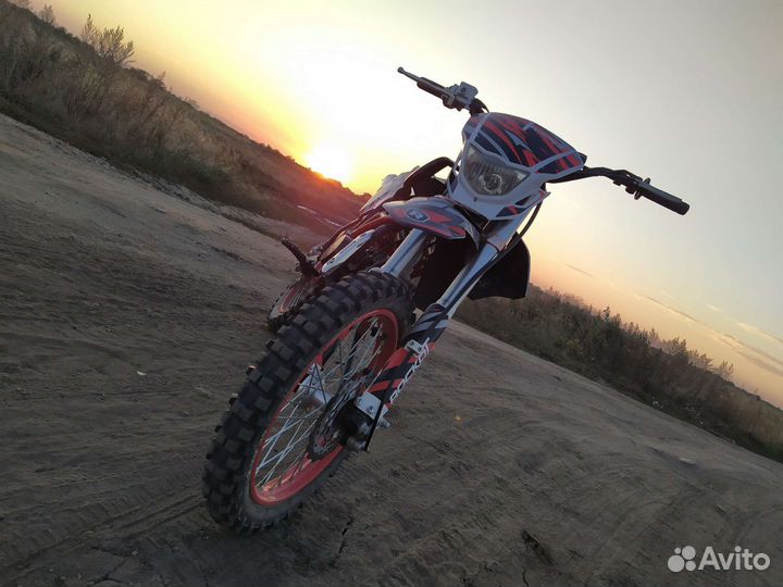 Продам питбайк