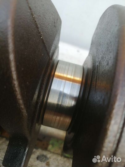 Коленвал passat B6 fsi 2.0