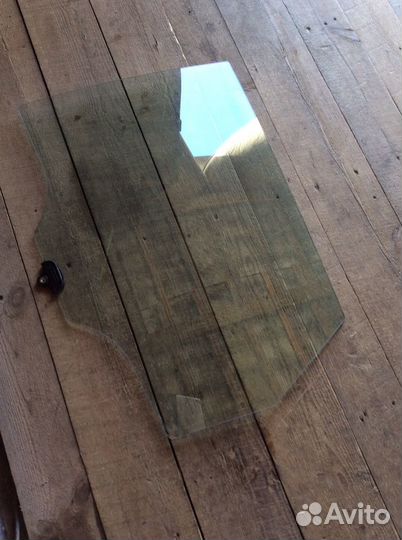 Стекло заднее левое Kia Ceed 2008