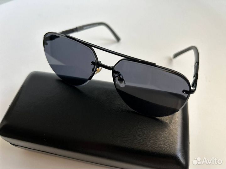 Солнцезащитные очки armani