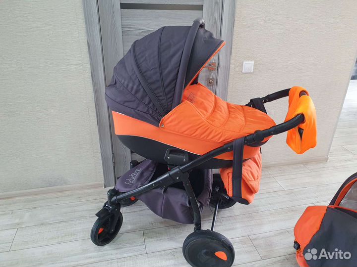 Коляска zippy 3 в 1