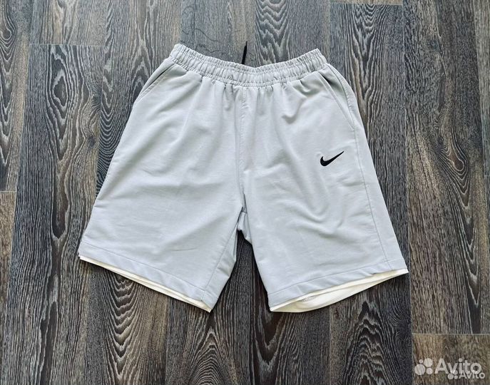 Костюм Nike футболка и шорты 52 и 54 размеры
