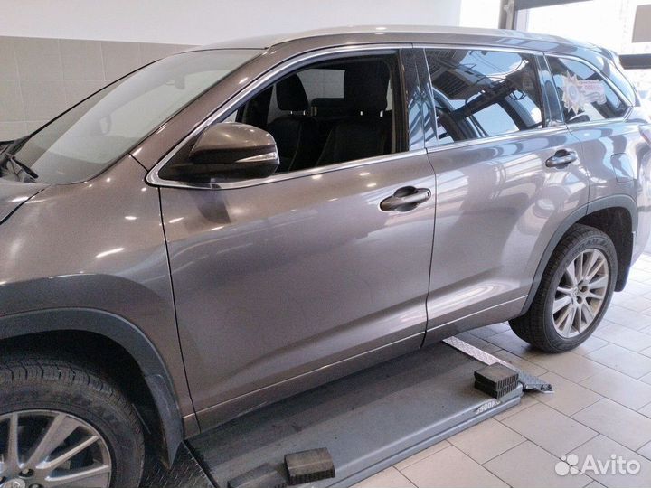 Toyota Highlander 2.7 AT, 2014, 82 701 км