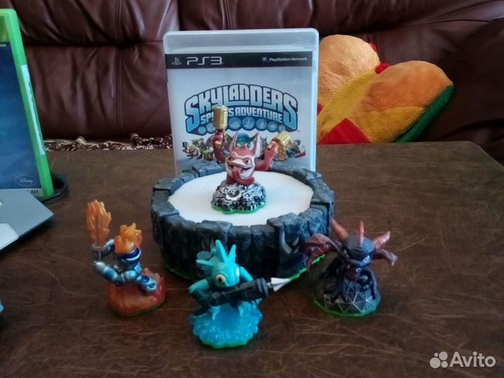 Xbox 360 Arcada и игры Skylanders - Infinity