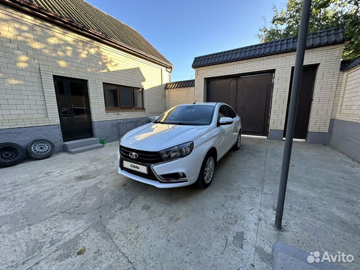 LADA Vesta 1.6 МТ, 2018, 240 000 км