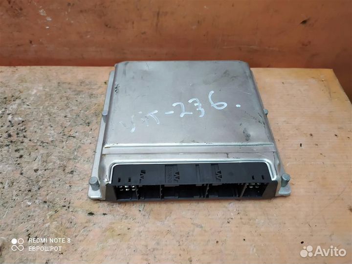 Блок управления двигателем Mercedes-Benz W203 (20