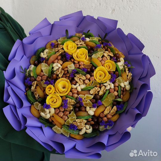 Съедобные букеты, букеты из орехов и сухофруктов