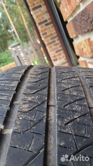 Pirelli Scorpion Zero All Season 275/45 R21 и 315/40 R21