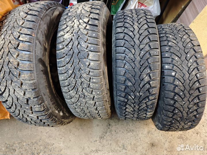 Зимние колеса в сборе Formula Ice 215/65 R16