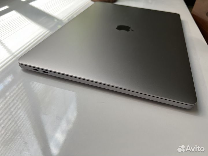Apple MacBook Pro 16 2019 i7