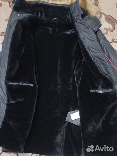 Продам куртку зимнюю удлинённая
