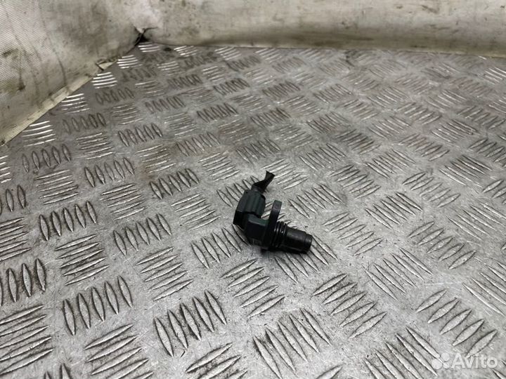 Датчик положения распредвала Nissan Qashqai+2 JJ10